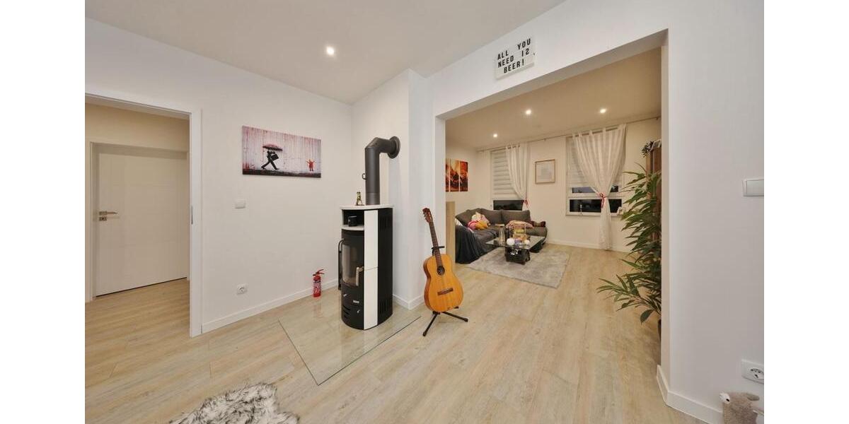 Erdgeschoßwohnung Wilhelmshaven Altengroden - 4 Zimmer, 96 m&sup2;, 850&euro; | Angebot:26598439