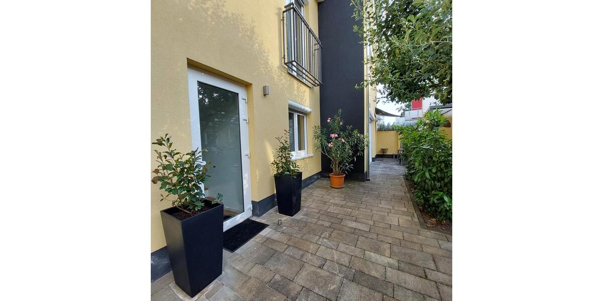 Erdgeschoßwohnung Frankfurt am Main Niederrad - 2 Zimmer, 60 m&sup2;, 1.370&euro; | Angebot:26581595