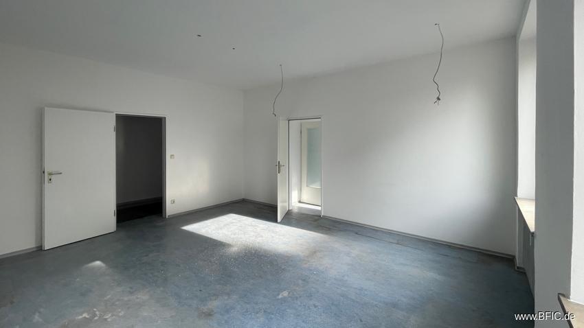 Büroetage in Toplage FFB – wird renoviert zimmer