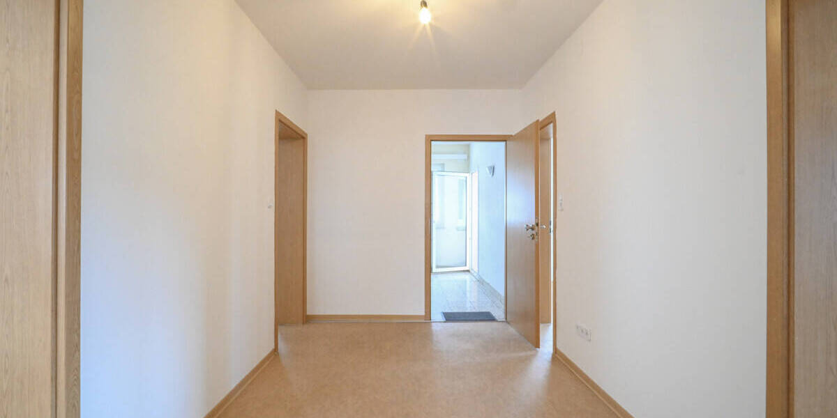 Etagenwohnung Schaafheim Mosbach - 4 Zimmer, 111 m&sup2;, 900&euro; | Angebot:26128578