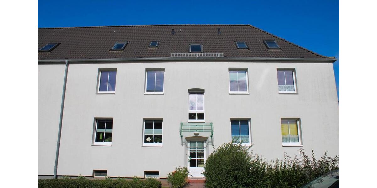Dachgeschoßwohnung Barth - 2 Zimmer, 30 m&sup2;, 330&euro; | Angebot:26289203