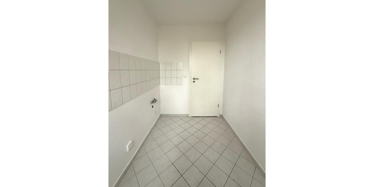 Dachgeschoßwohnung Möckern - 2 Zimmer, 43 m&sup2;, 300&euro; | Angebot:25992690