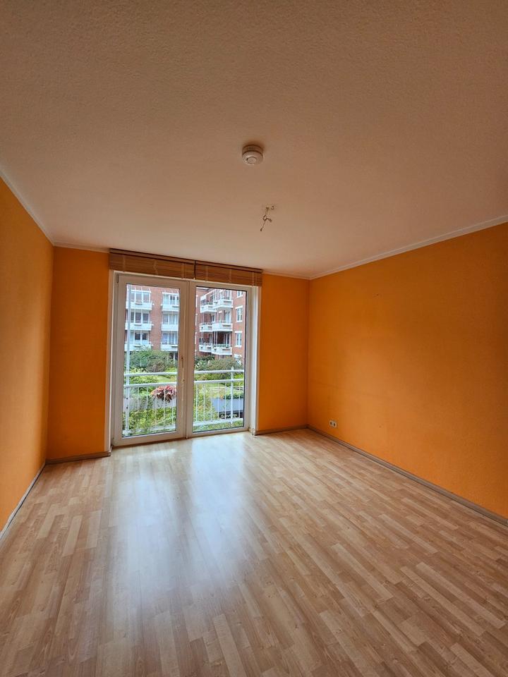 Moderne Drei-Zimmer-Wohnung mit EBK, Vollbad und Fußbodenheizung