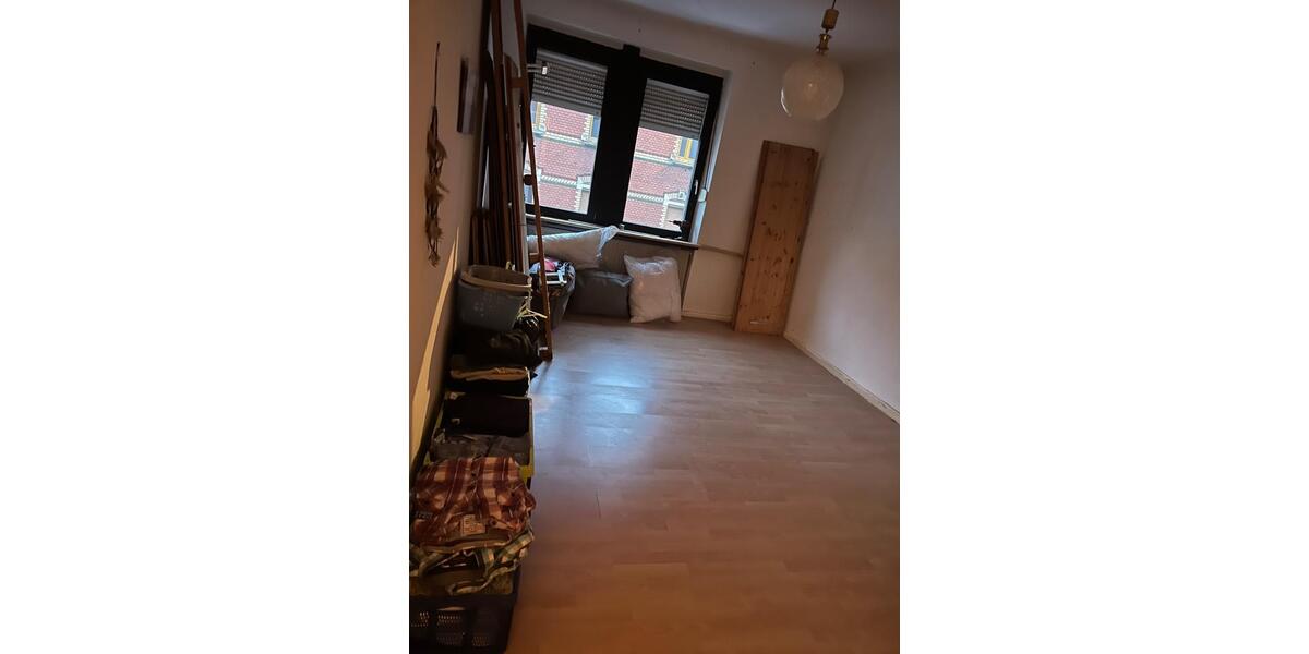 Etagenwohnung Neunkirchen - 4 Zimmer, 110 m&sup2;, 820&euro; | Angebot:25994663