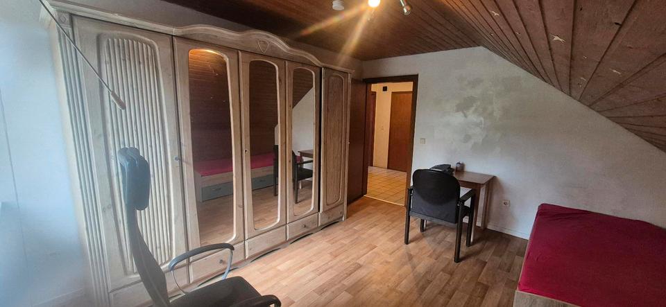 Etagenwohnung Glinde - 1 Zimmer, 15 m&sup2;, 450&euro; | Angebot:26451742