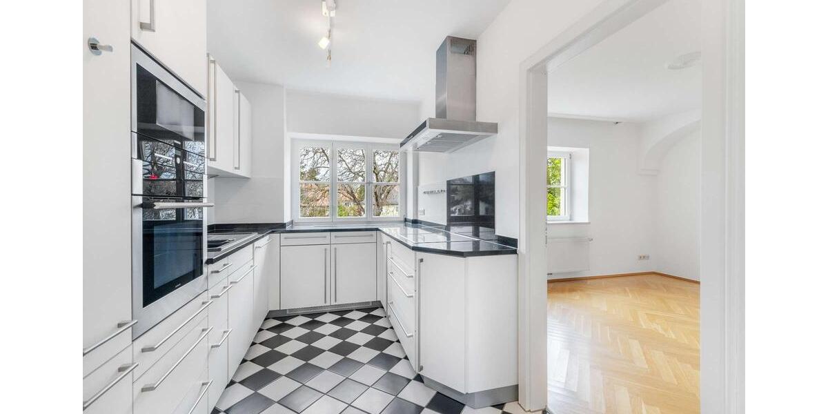 Charmantes Jugendstil-Stadthaus mit 6 Zimmern in märchenhafter Villenlage (befristet bis August 2026) 6.5 zimmer