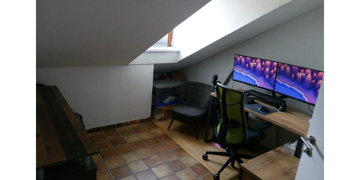 Dachgeschoßwohnung Emsbüren - 4 Zimmer, 125 m&sup2;, 770&euro; | Angebot:25974431