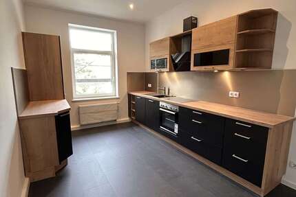Wohnung Werdau - 2 Zimmer, 65 m&sup2;, 522&euro; | Angebot:27695280