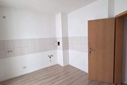 Wohnung Waldheim - 2 Zimmer, 62 m&sup2;, 340&euro; | Angebot:25688925