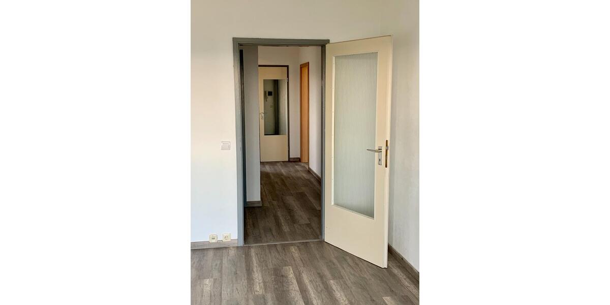 Etagenwohnung Kassel Niederzwehren - 3 Zimmer, 82 m&sup2;, 849&euro; | Angebot:24418523