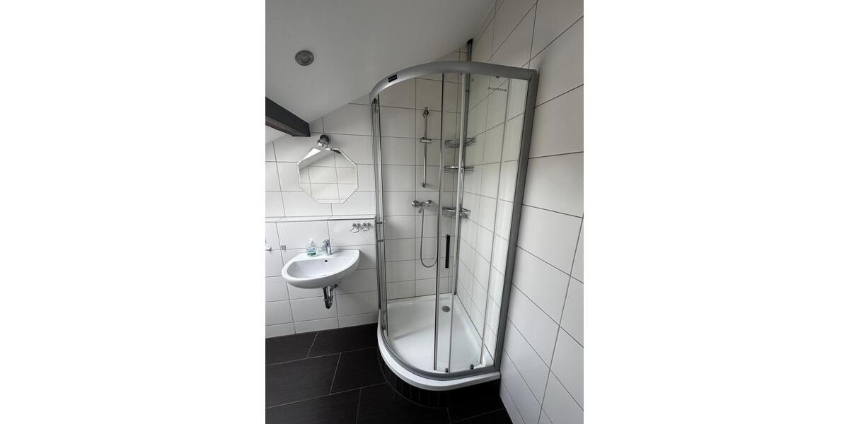 Dachgeschoßwohnung Gottmadingen - 2.5 Zimmer, 49 m&sup2;, 700&euro; | Angebot:26276900