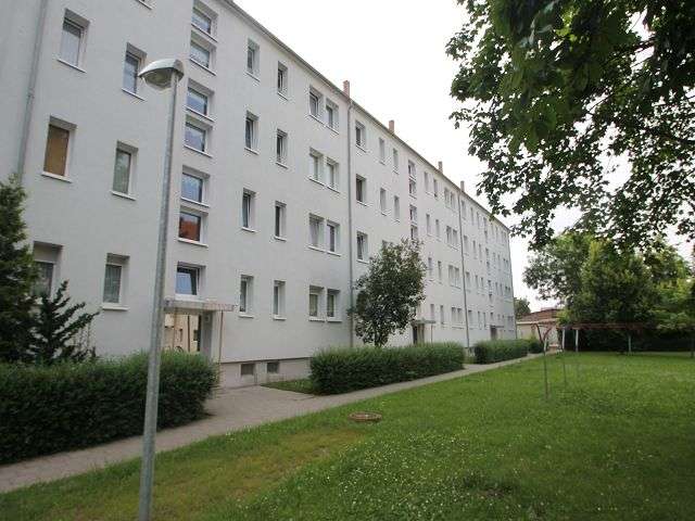 Etagenwohnung Bernburg (Saale) Bergstadt - 2 Zimmer, 46 m&sup2;, 286&euro; | Angebot:27068736