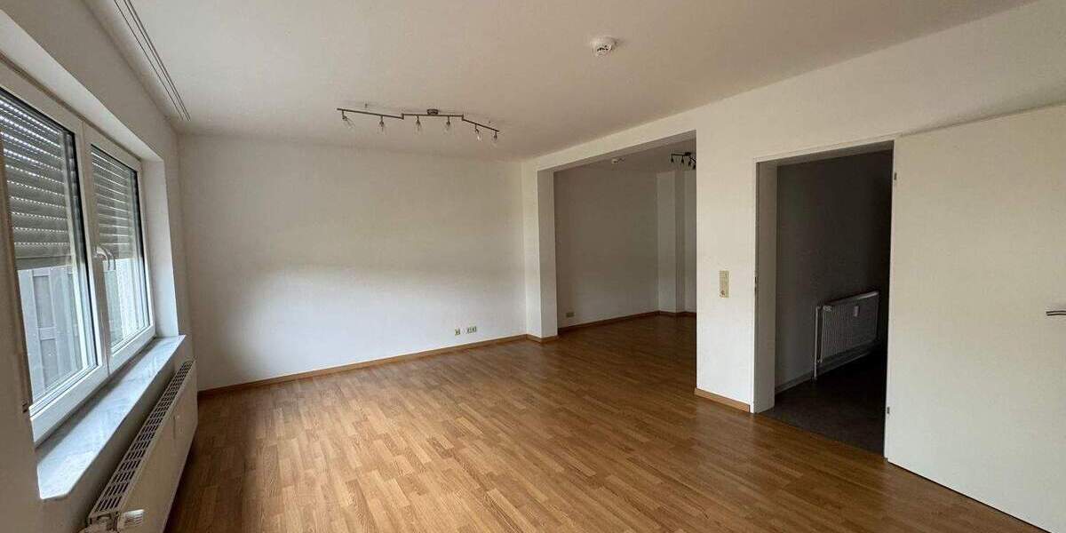 Reihenmittelhaus Binsfeld - 4 Zimmer, 122 m&sup2;, 979&euro; | Angebot:25693100