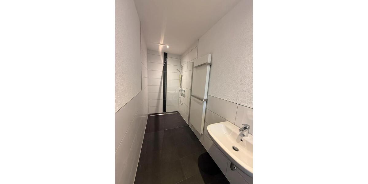 Erdgeschoßwohnung Hohenroda - 3 Zimmer, 120 m&sup2;, 1.050&euro; | Angebot:26075389