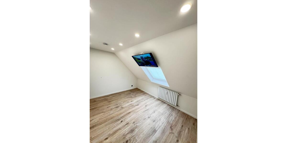 Dachgeschoßwohnung Wittlich - 3 Zimmer, 85 m&sup2;, 950&euro; | Angebot:26125972