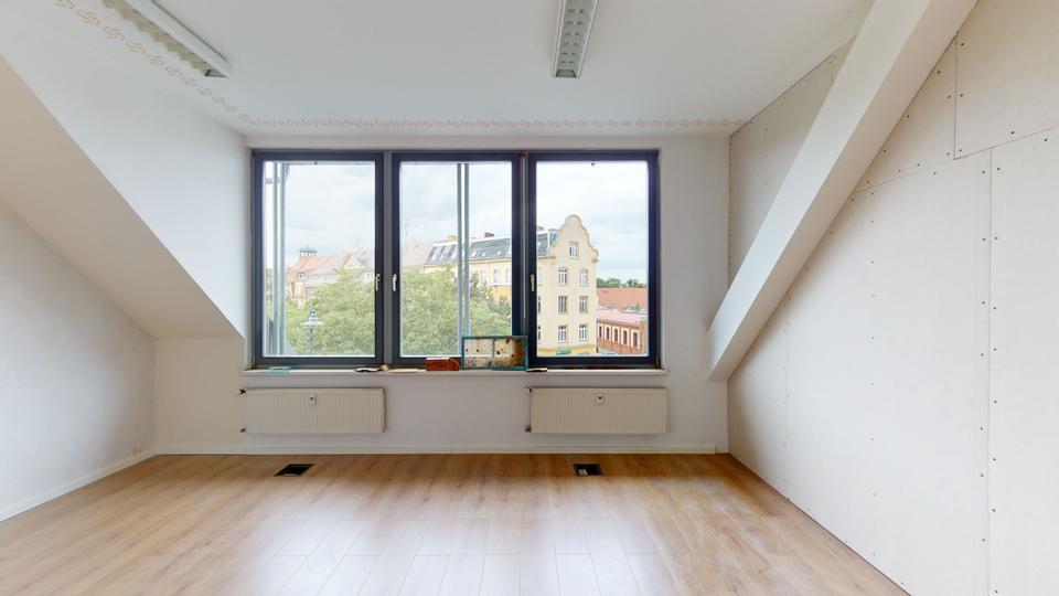 Große, helle und freundliche 113m² Wohnung im Lutherhaus in Torgau zu vermieten 2 zimmer