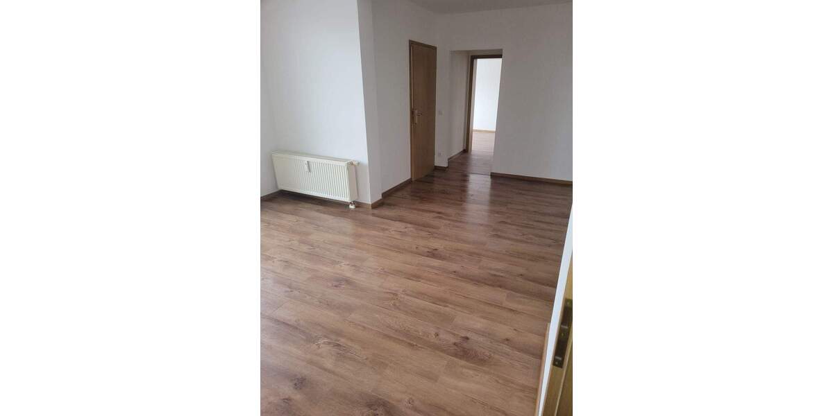 Etagenwohnung Halle (Saale) Radewell-Osendorf - 2 Zimmer, 50 m&sup2;, 400&euro; | Angebot:26758870