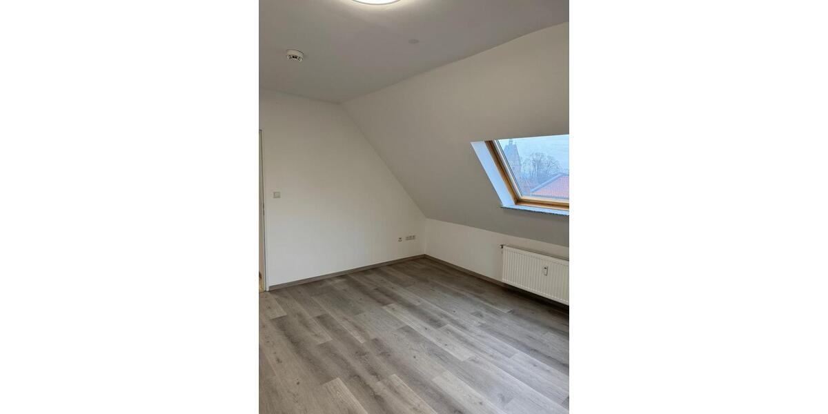 Dachgeschoßwohnung Rodenberg - 3 Zimmer, 56 m&sup2;, 495&euro; | Angebot:26689017