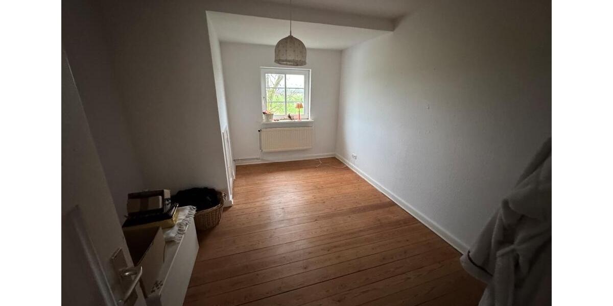 Doppelhaushälfte Neukirchen - 5 Zimmer, 120 m&sup2;, 850&euro; | Angebot:24611714