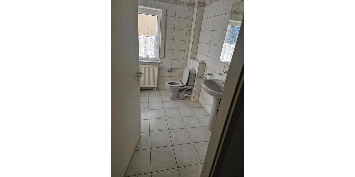 Erdgeschoßwohnung Limeshain - 2 Zimmer, 62 m&sup2;, 900&euro; | Angebot:24472576
