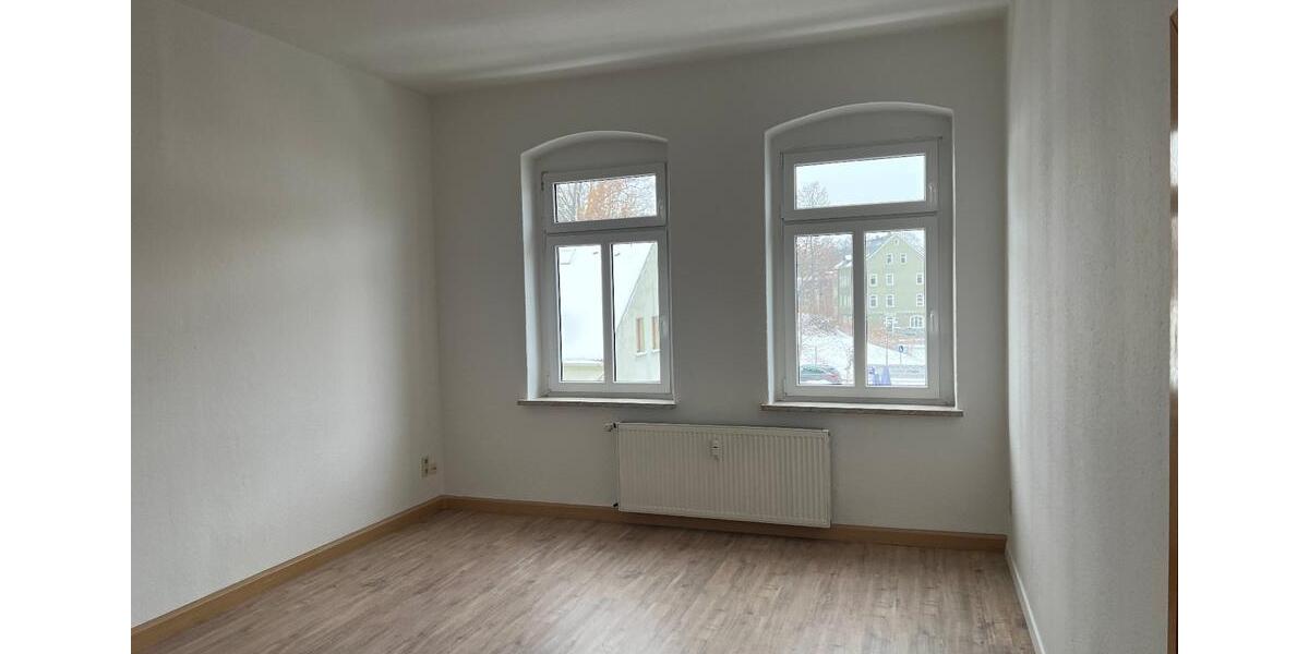 Etagenwohnung Lichtenstein (Sachsen) - 1 Zimmer, 44 m&sup2;, 220&euro; | Angebot:24474370