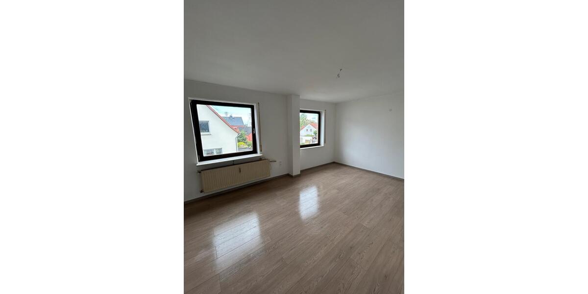 Etagenwohnung Elz - 6 Zimmer, 71 m&sup2;, 800&euro; | Angebot:26548791