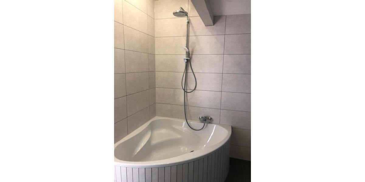 Dachgeschoßwohnung Rheinstetten - 3 Zimmer, 99 m&sup2;, 1.050&euro; | Angebot:26670366