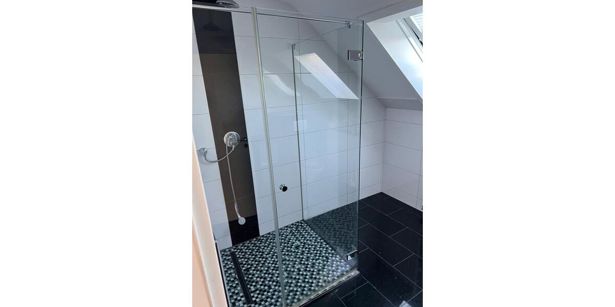 Dachgeschoßwohnung Flein - 3 Zimmer, 70 m&sup2;, 950&euro; | Angebot:25994991