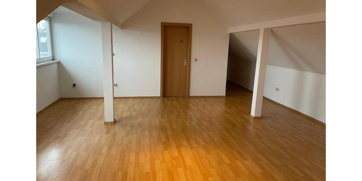 Dachgeschoßwohnung Usingen - 1 Zimmer, 41 m&sup2;, 490&euro; | Angebot:24488299