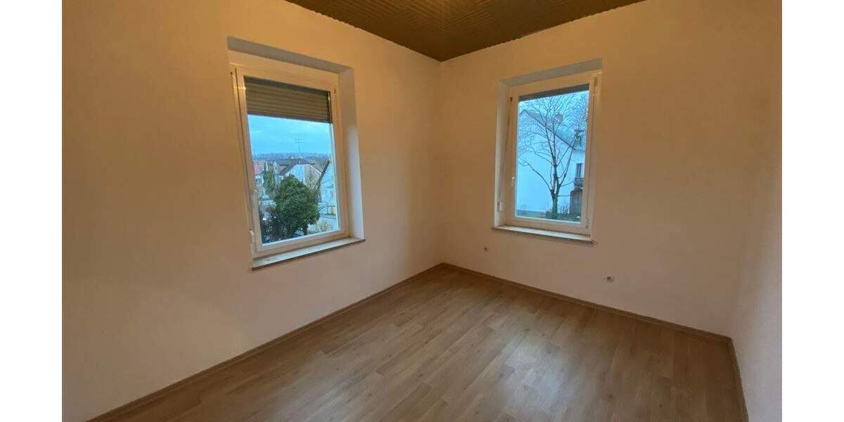 Etagenwohnung Fuerstenfeldbruck Fürstenfeldbruck - 2 Zimmer, 90 m&sup2;, 825&euro; | Angebot:24113850