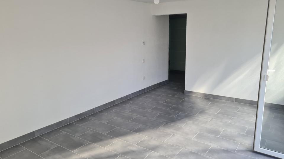 Erdgeschoßwohnung Trossingen - 4.5 Zimmer, 100 m&sup2;, 1.090&euro; | Angebot:24641629