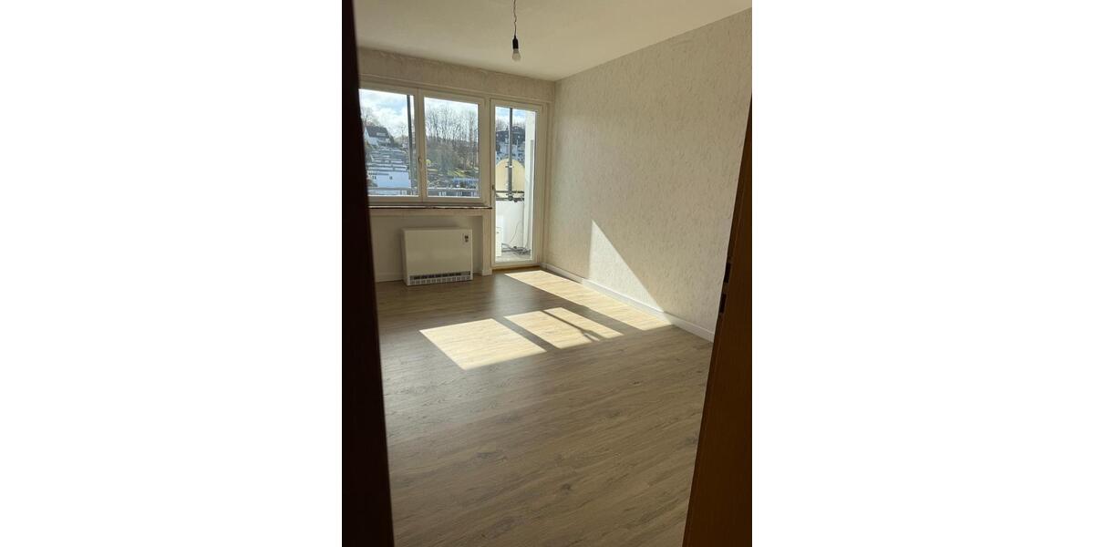 Etagenwohnung Iserlohn - 3.5 Zimmer, 95 m&sup2;, 800&euro; | Angebot:26626196