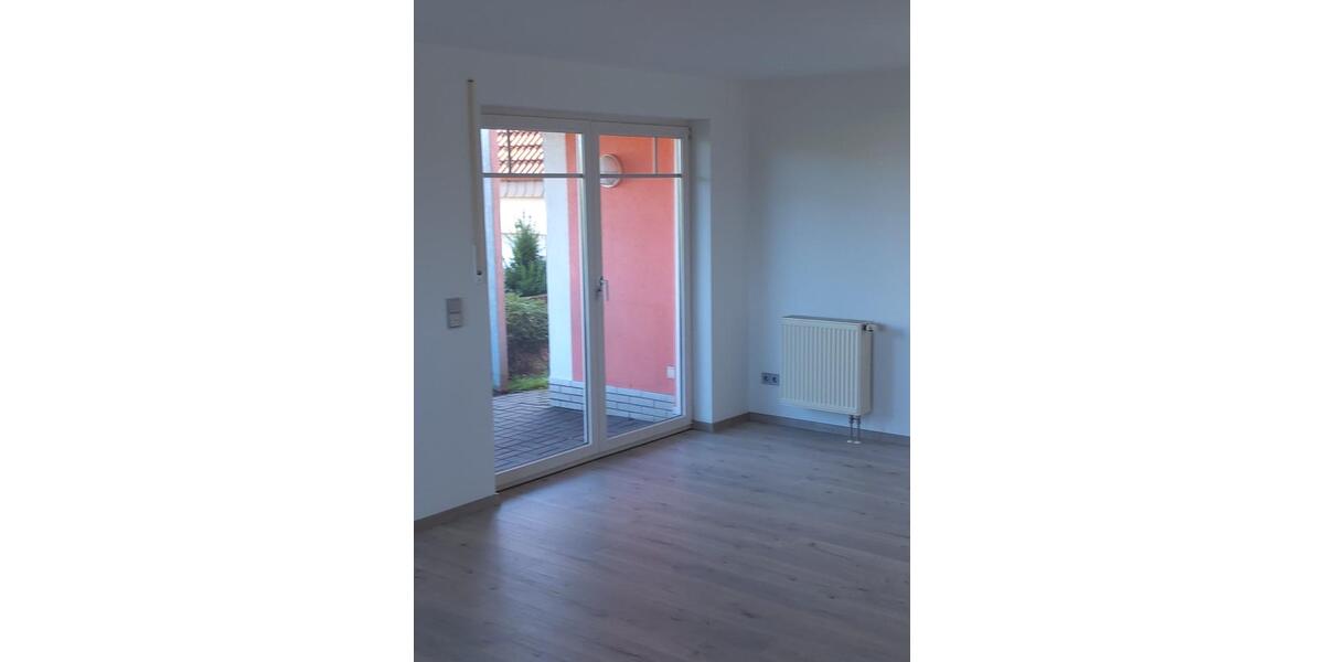Erdgeschoßwohnung Künzell - 2 Zimmer, 90 m&sup2;, 850&euro; | Angebot:25646935