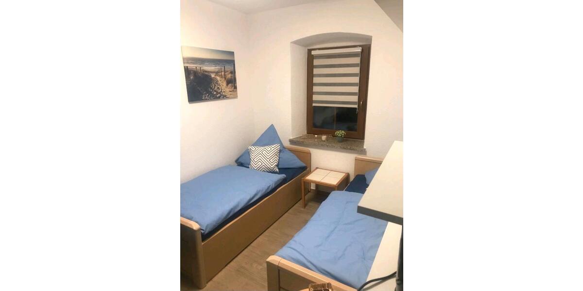 Wohnen auf Zeit Floß - 1 Zimmer, 15 m&sup2;, 530&euro; | Angebot:26647976