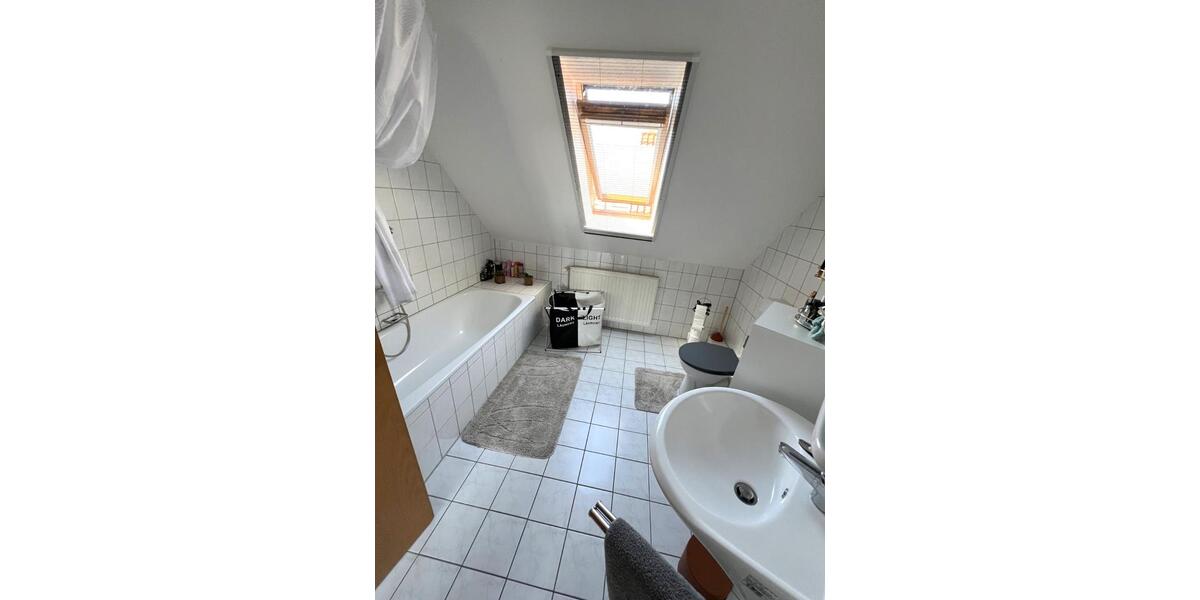 Dachgeschoßwohnung Leer (Ostfriesland) - 2 Zimmer, 71 m&sup2;, 695&euro; | Angebot:26662393