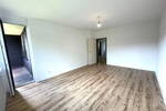 **Moderne, helle & frisch renovierte 2,5-Zimmer-Wohnung in Oberbarmen - mit Balkon & Aufzug**