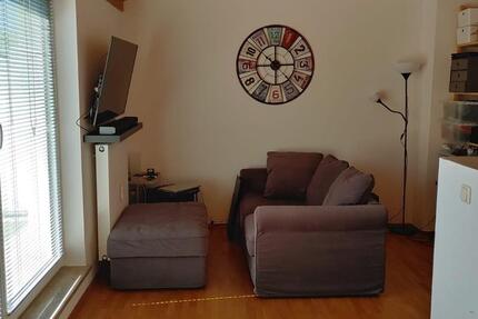 ***lichtdurchflutetes 2-Zimmer-Apartment mit wunderschöner Dachterrasse in Regenstauf- Diesenbach** zimmer
