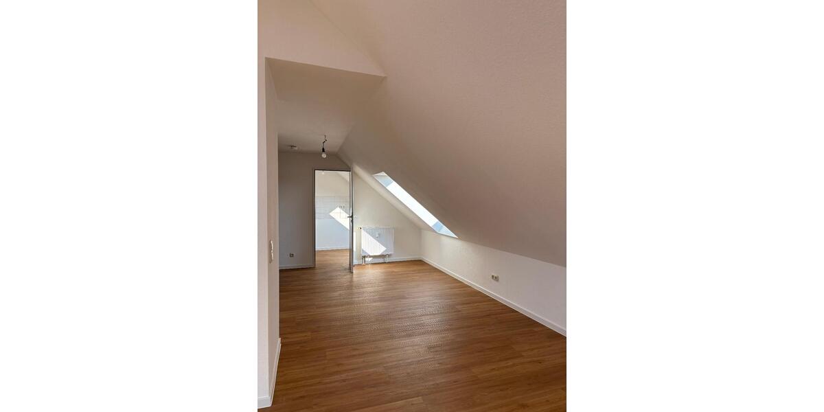 Dachgeschoßwohnung Borsdorf - 1 Zimmer, 47 m&sup2;, 449&euro; | Angebot:26572714