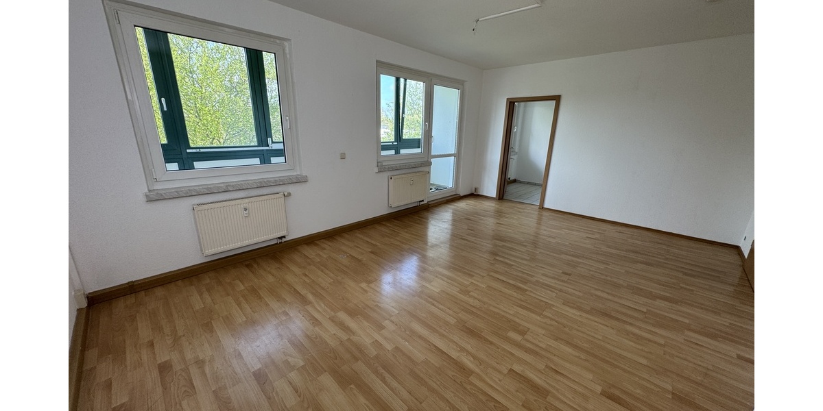 Doppelt genießen: Balkon und großer Wintergarten in attraktiver 2-Raum-Wohnung in Gera-Bieblach! - Erdgeschoßwohnung Gera Alt-Bieblach | Angebot:26374761