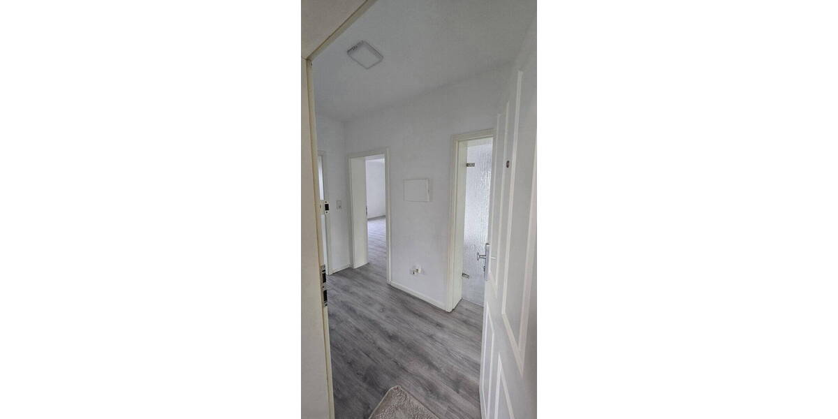 Etagenwohnung Korschenbroich - 3 Zimmer, 110 m&sup2;, 980&euro; | Angebot:25719256