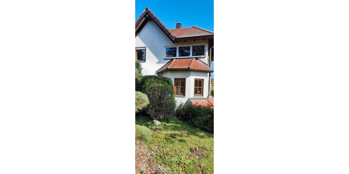 Erdgeschoßwohnung Ammerbuch - 4 Zimmer, 100 m&sup2;, 1.100&euro; | Angebot:26611029