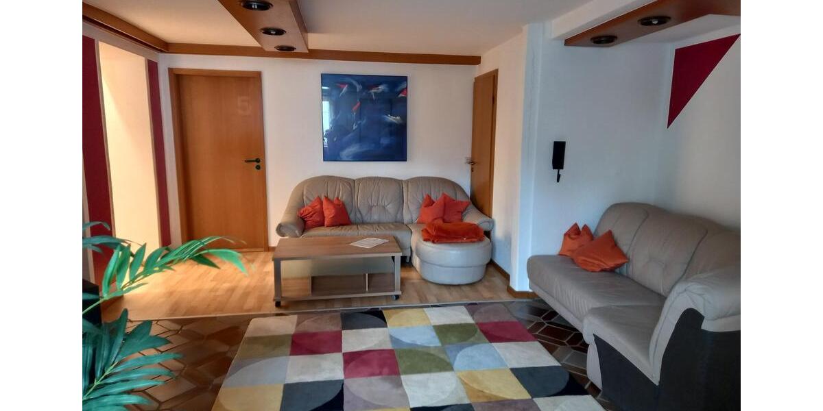 Erdgeschoßwohnung Baienfurt - 16 Zimmer, 135 m&sup2;, 250&euro; | Angebot:25942970