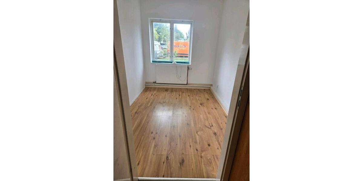 Erdgeschoßwohnung Itzehoe - 4 Zimmer, 90 m&sup2;, 695&euro; | Angebot:26550089