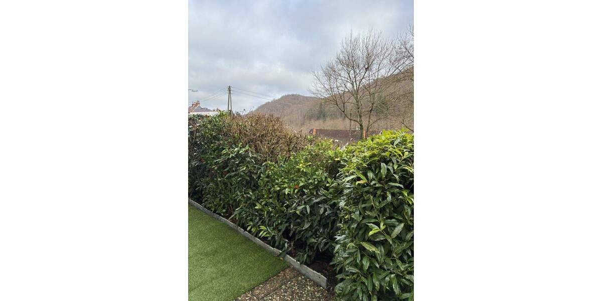 Etagenwohnung Saarbrücken / Schafbrücke Schafbrücke - 3 Zimmer, 102 m&sup2;, 850&euro; | Angebot:24989417