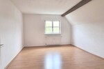 Schöne 3-Zi-Whg - FÜR MAXIMAL 2 PERSONEN -Einbauküche – Tageslichtbad – Wiesengrund in Laufweite zimmer