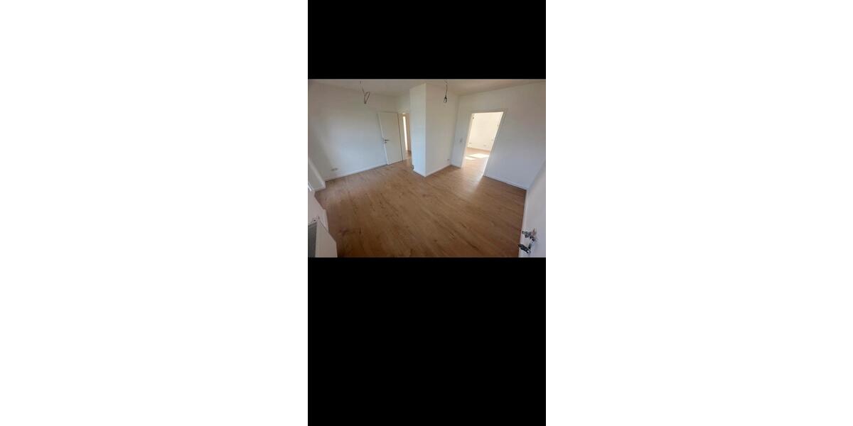 Etagenwohnung Oschatz - 3 Zimmer, 80 m&sup2;, 680&euro; | Angebot:25831505