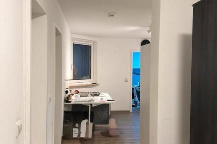 Wohnung Ingolstadt Friedrichshofen-Hollerstauden - 3 Zimmer, 82 m&sup2;, 1.550&euro; | Angebot:24345377