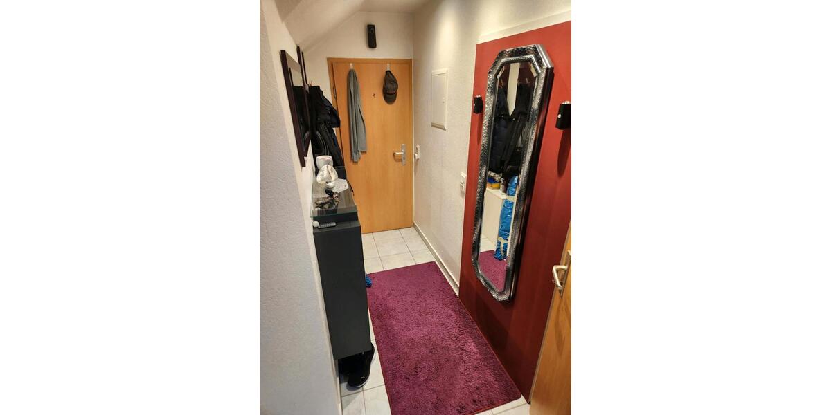 Dachgeschoßwohnung Völklingen - 1 Zimmer, 74 m&sup2;, 460&euro; | Angebot:26278245