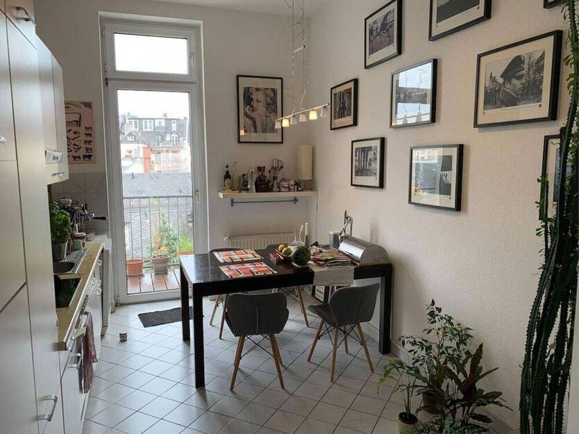 ALL INCLUSIV! Großes möbliertes 2 Zimmer Wohnung direkt am Friedberger Platz