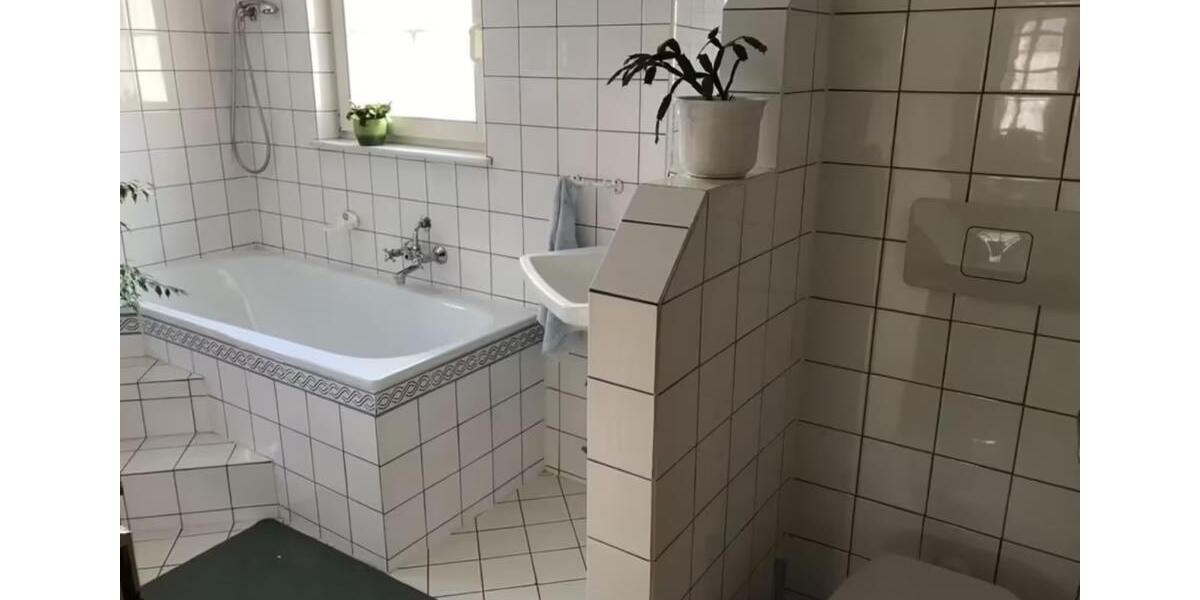 Wohnen auf Zeit Asperg - 1 Zimmer, 16 m&sup2;, 400&euro; | Angebot:25227931